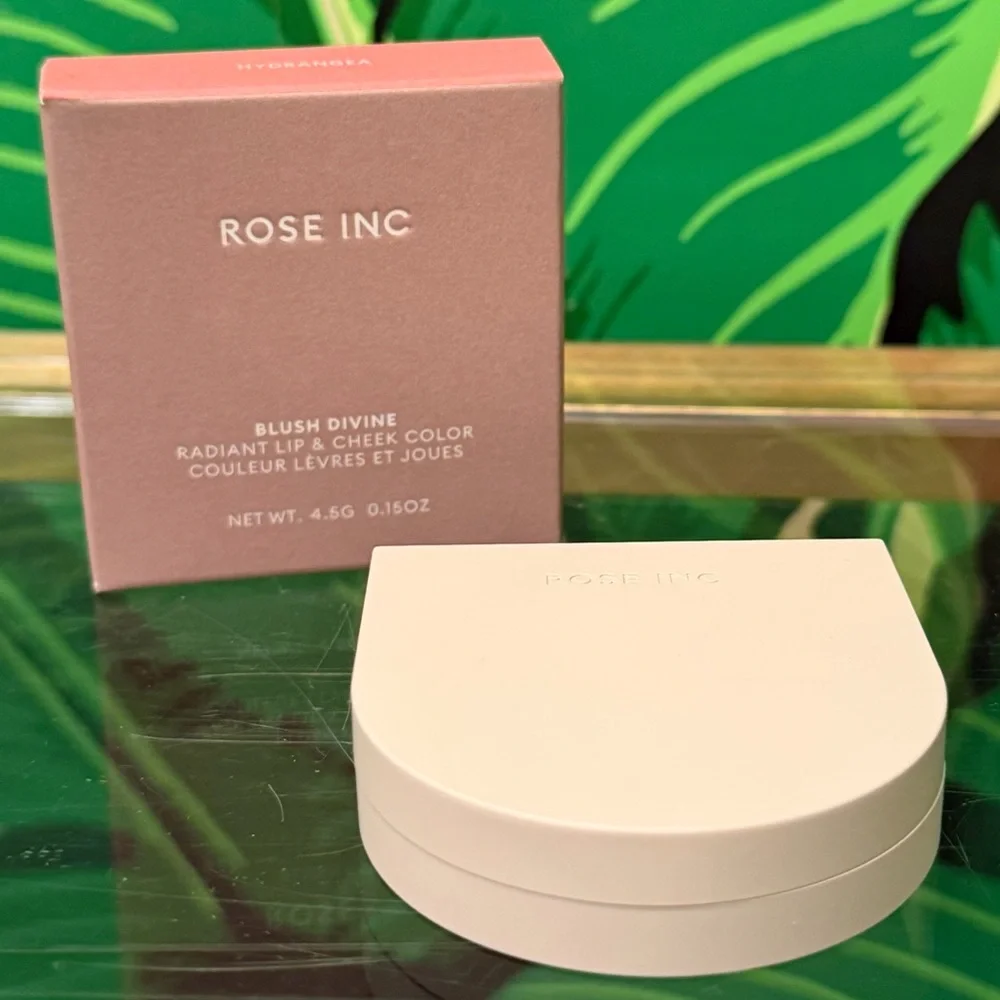 NWT Rose Inc Blush Divine Cream Blush Hydrangea